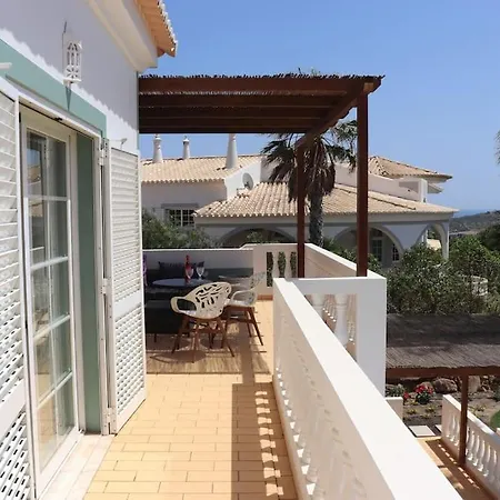 Stunning With Private Pool & View, Near Beach