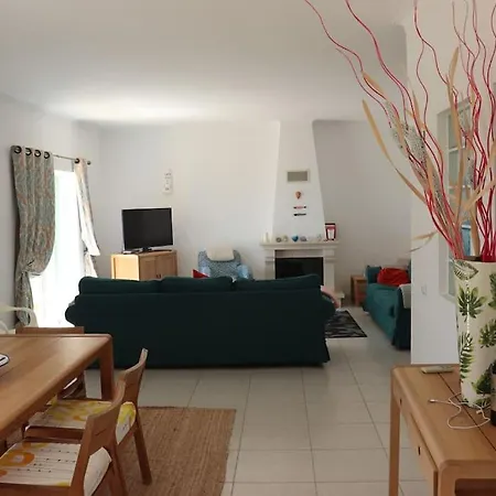 Villa Stunning With Private Pool & View, Near Beach Vila do Bispo