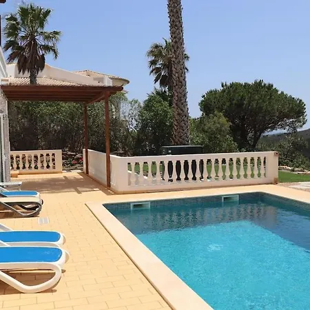 Villa Stunning With Private Pool & View, Near Beach Vila do Bispo
