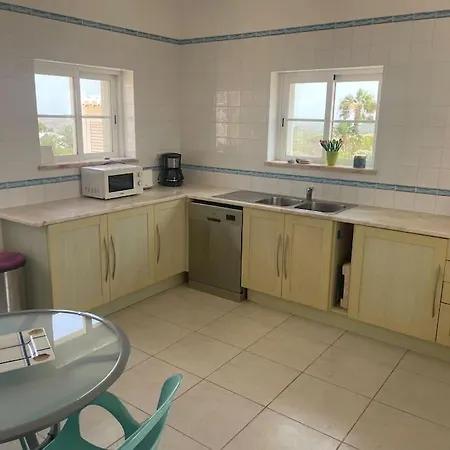 Stunning With Private Pool & View, Near Beach Villa